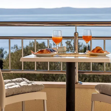 Apartments Santric - The Hill Makarska Extérieur photo