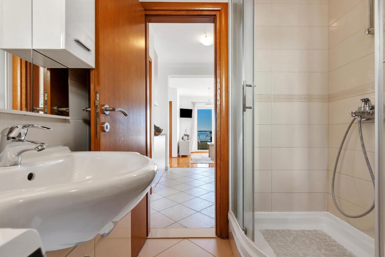 Santric - The Hill Apartman *